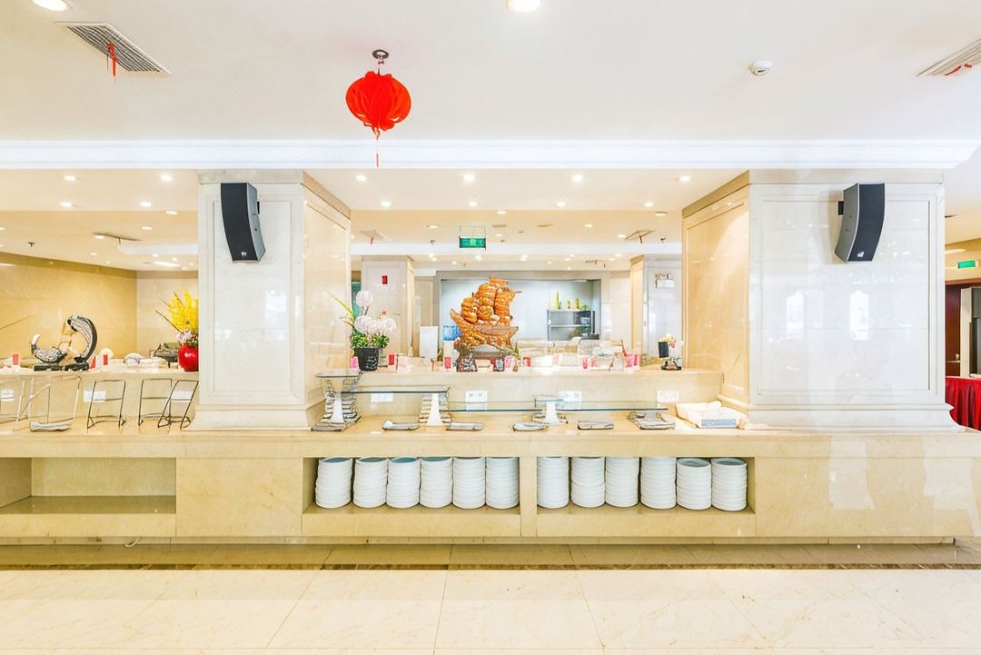 南京华江饭店(玄武湖青春广场地铁站店)