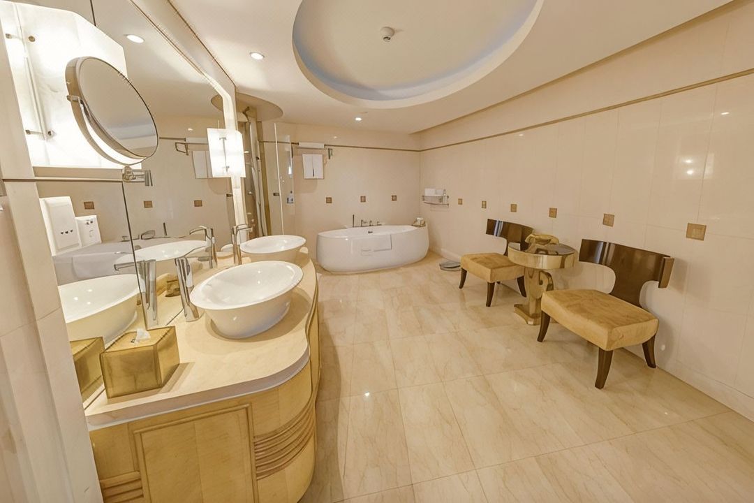 贵阳喜来登贵航酒店 (甲秀楼青云市集店)