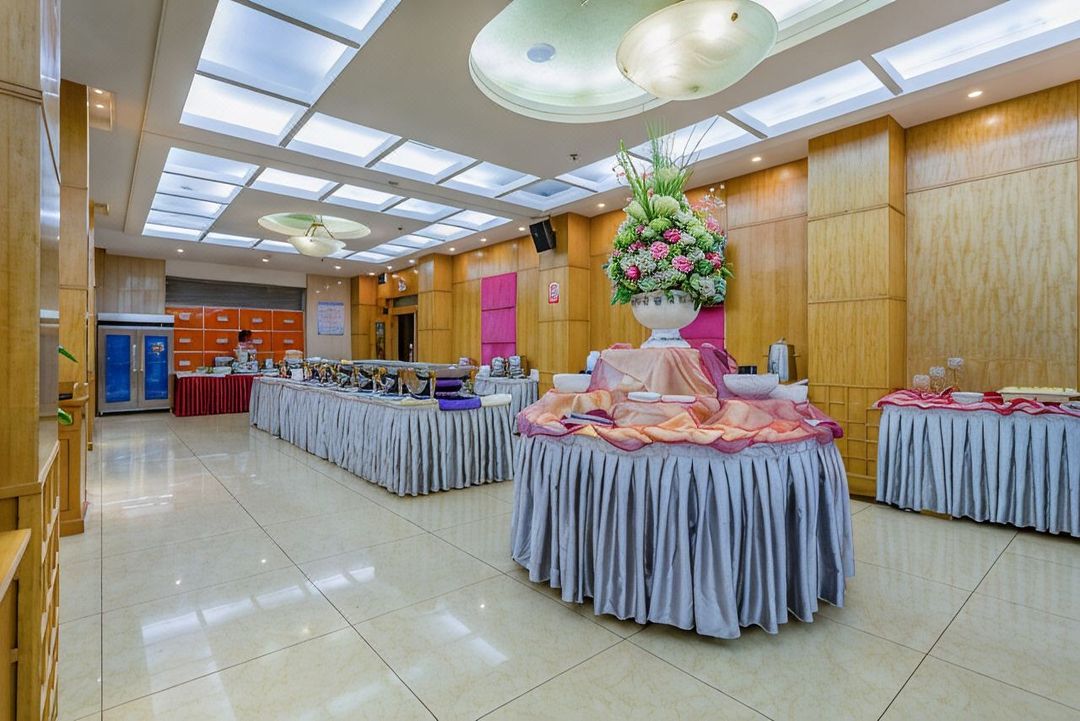 武汉滨湖大厦(湖北省博物馆店)