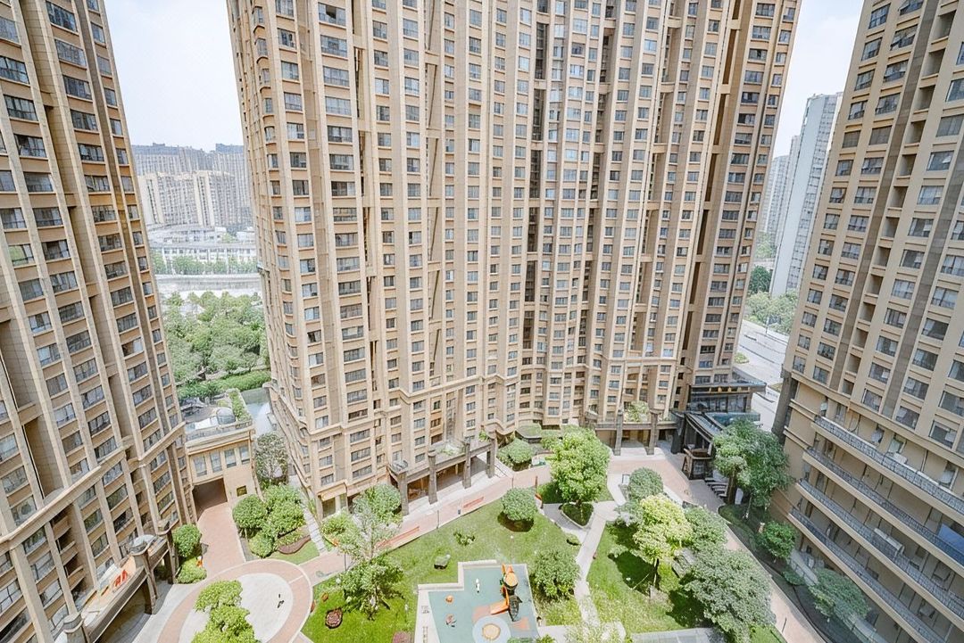 汇悦酒店(成都凤凰山体育公园汇融广场店)