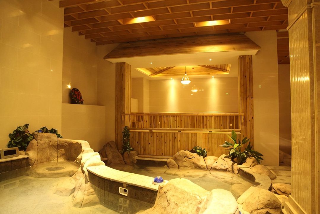 青岛山海泉悦澜酒店(蓝谷财富中心店)