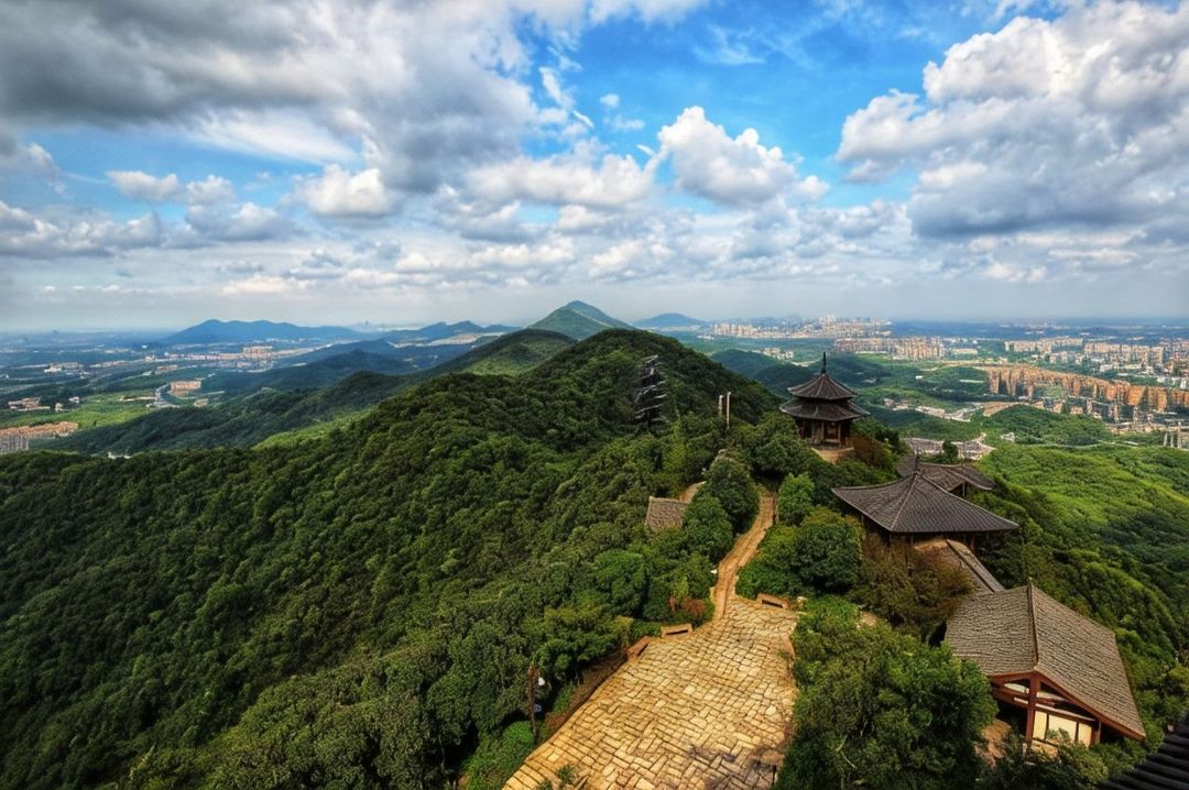 杭州湖山雷迪森庄园(半山国家森林公园店)