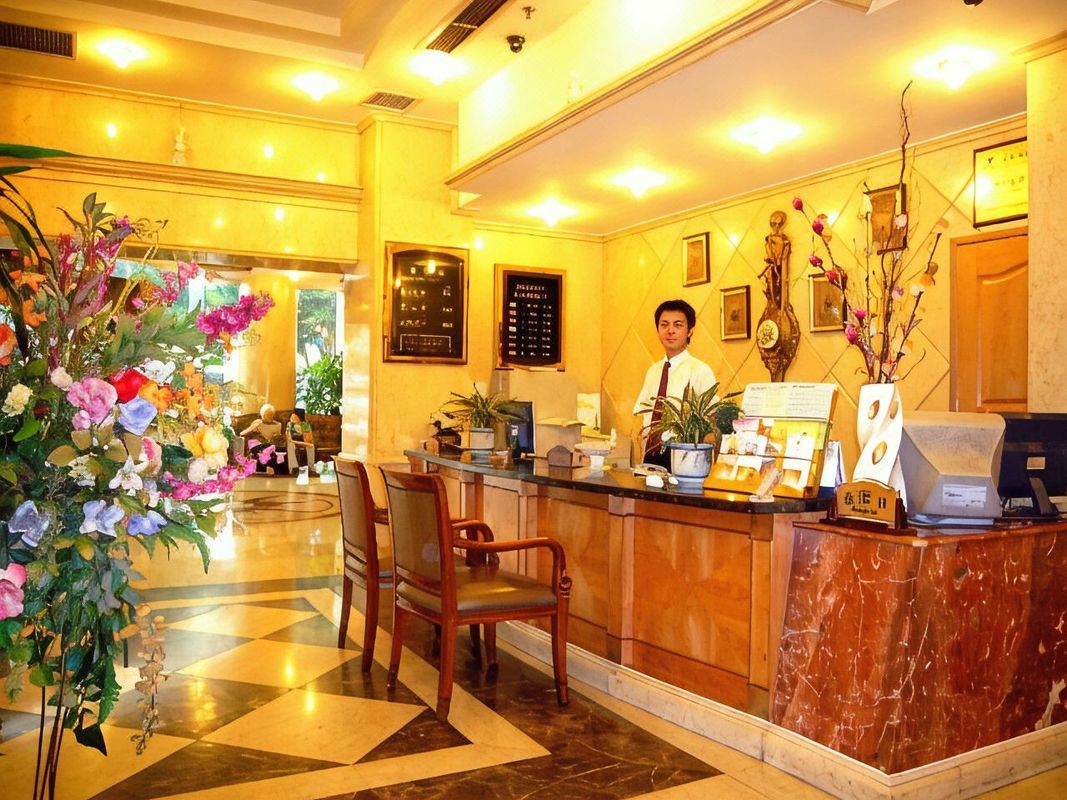泰逸酒店(成都抚琴夜市蜀汉路东地铁站)