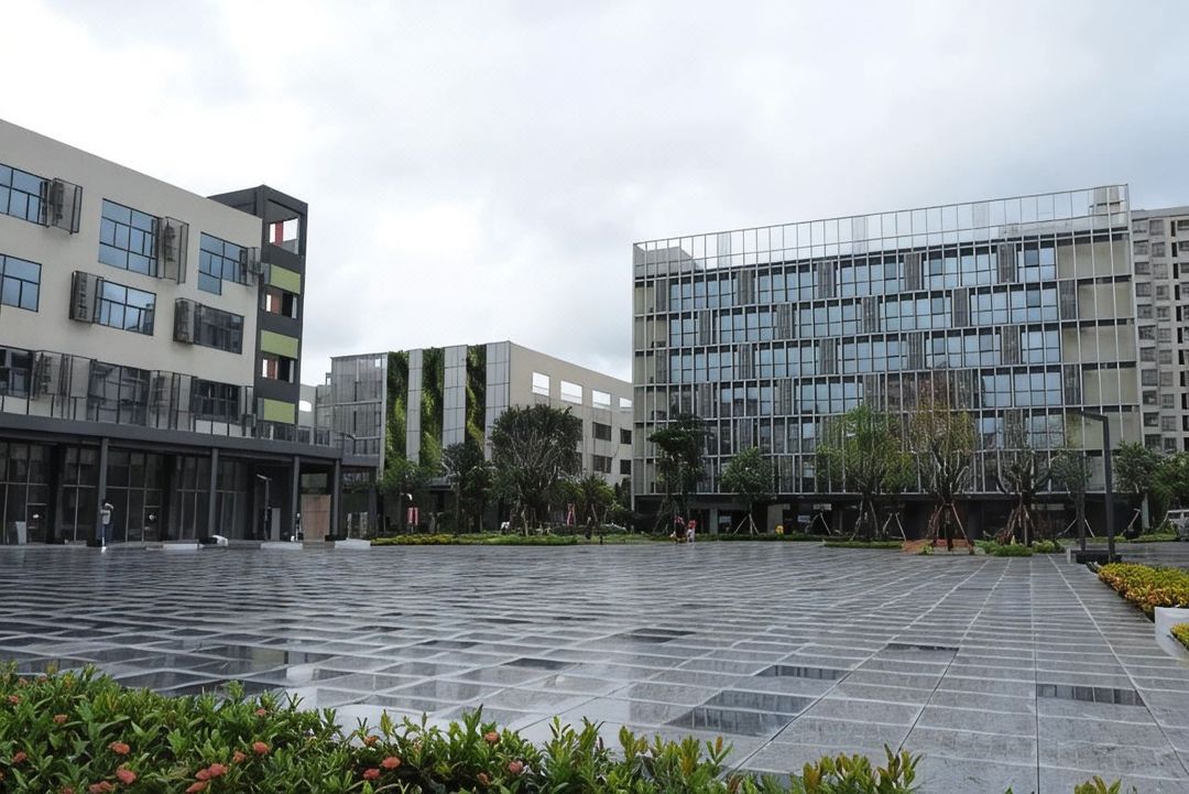 深圳宝安国际机场福永地铁站亚朵酒店