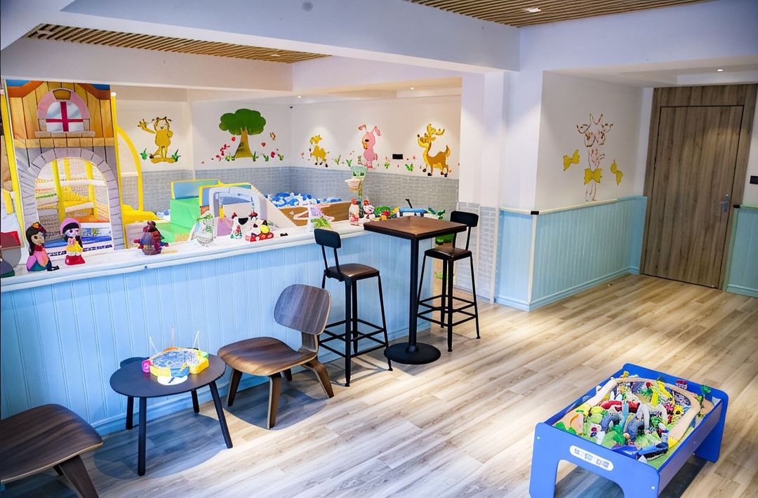 宜兴环科园西氿大道亚朵酒店