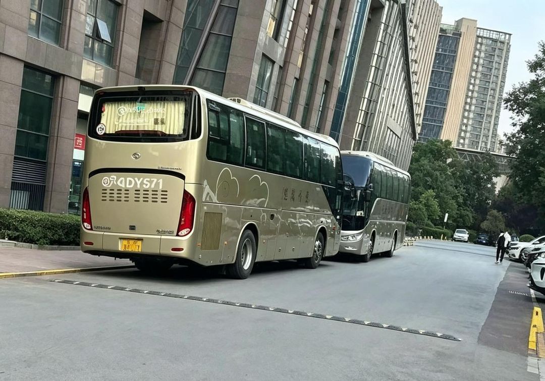 南方酒店(中铁西安中心丈八一路地铁站店)