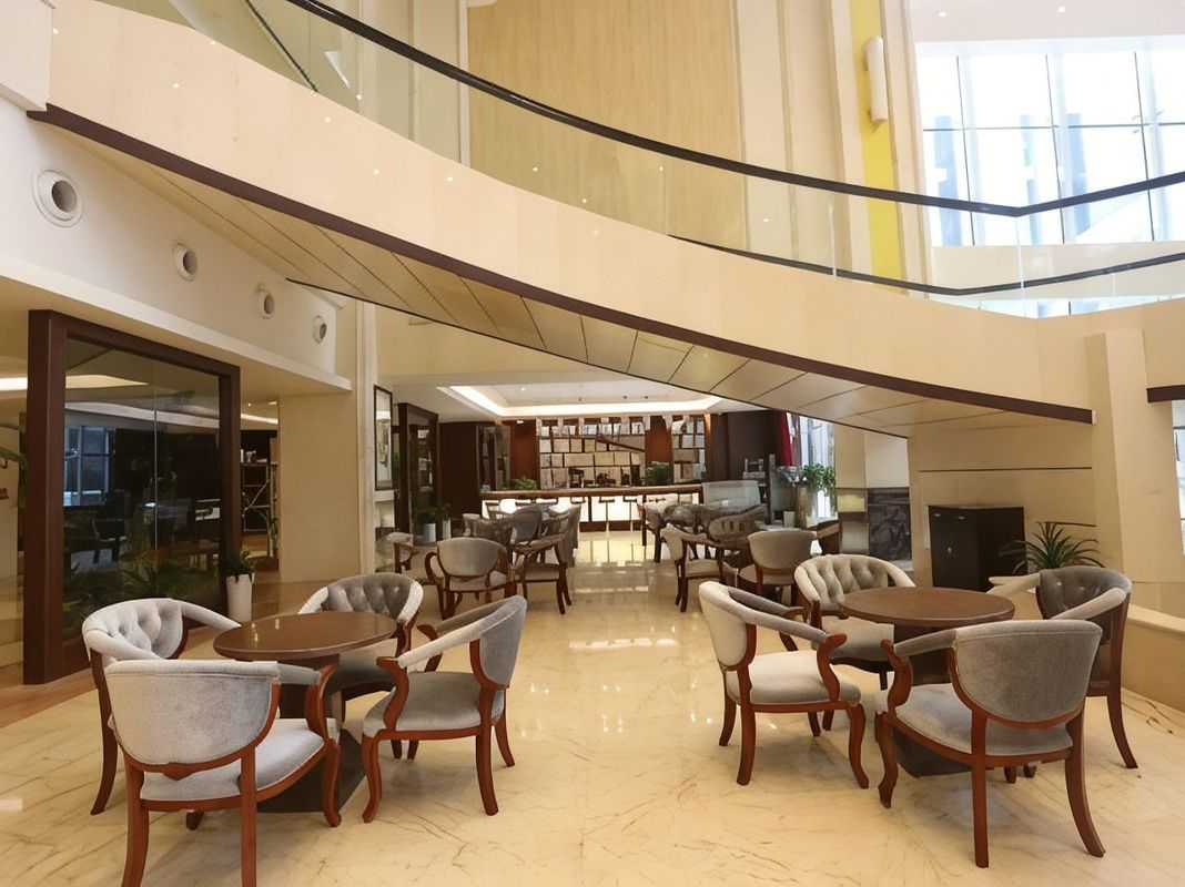 成都正源禧悦酒店(双流机场双流广场地铁站店)
