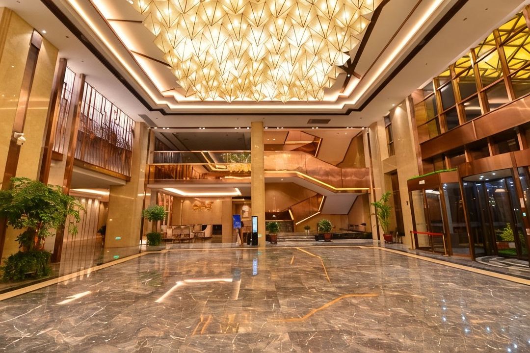 绍兴兰馨大酒店(高铁绍兴东站店)