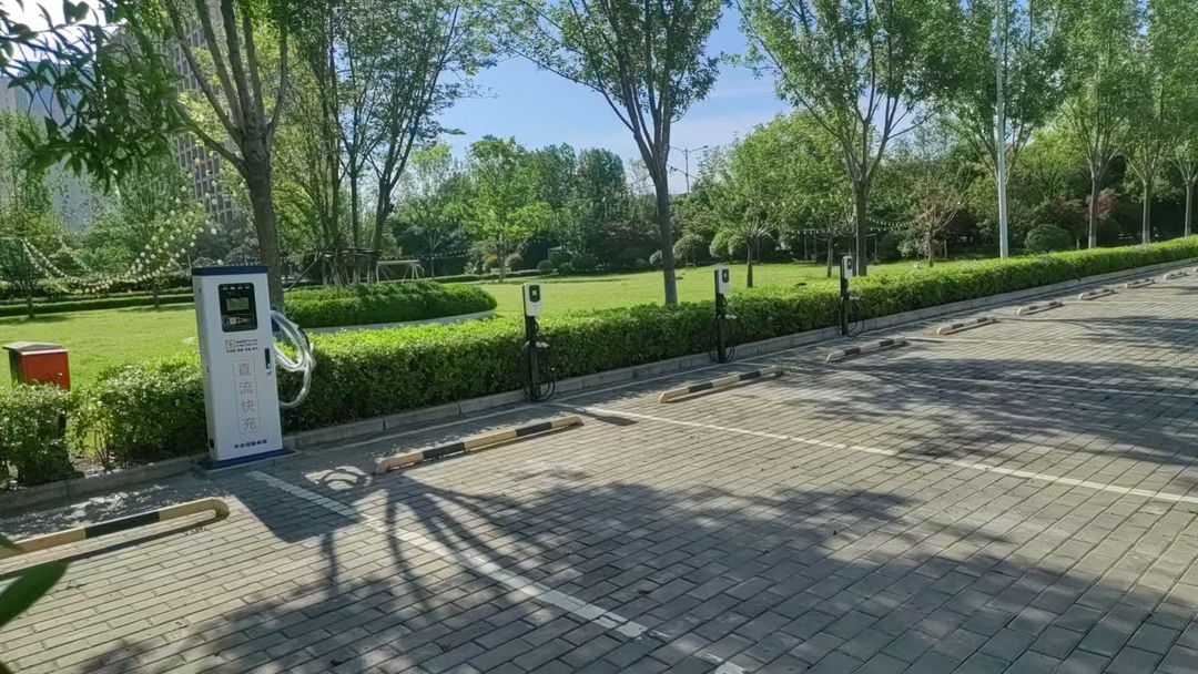格美酒店(西安浐灞国际港务区店)