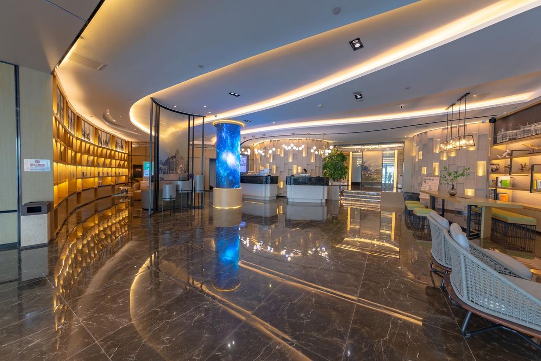 天津站津湾广场亚朵酒店