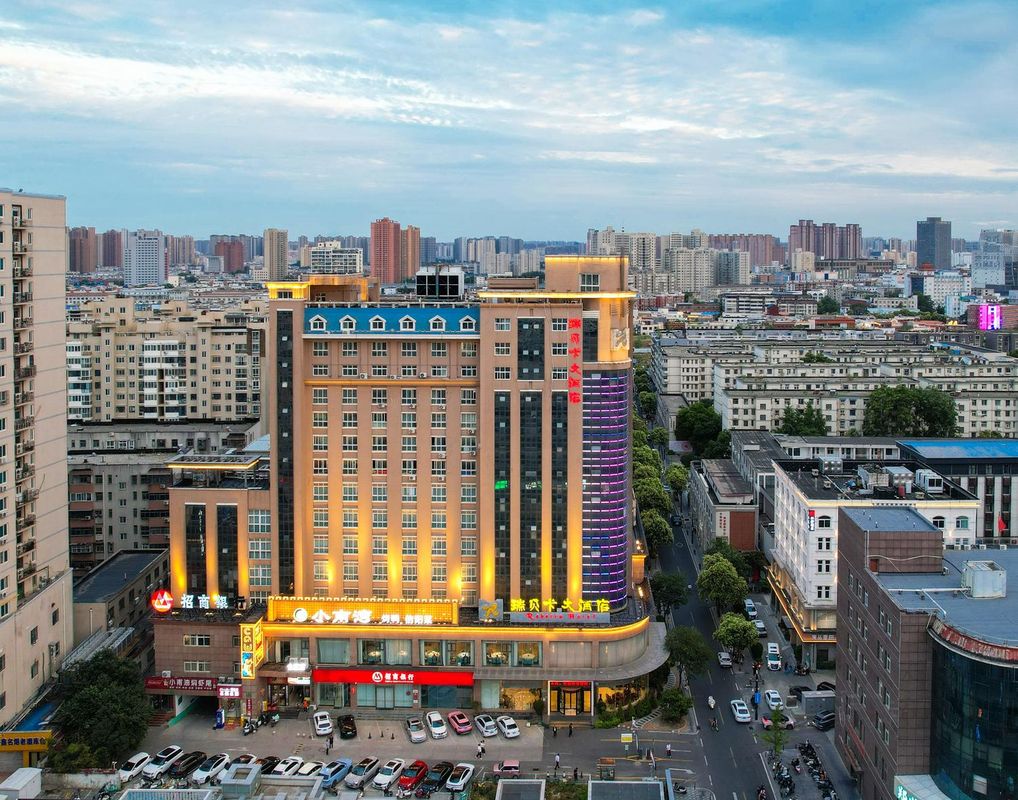 瑞贝卡大酒店(郑州二七广场店)