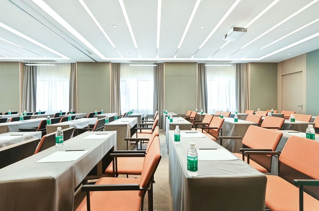 北京鸟巢对外经贸大学亚朵酒店
