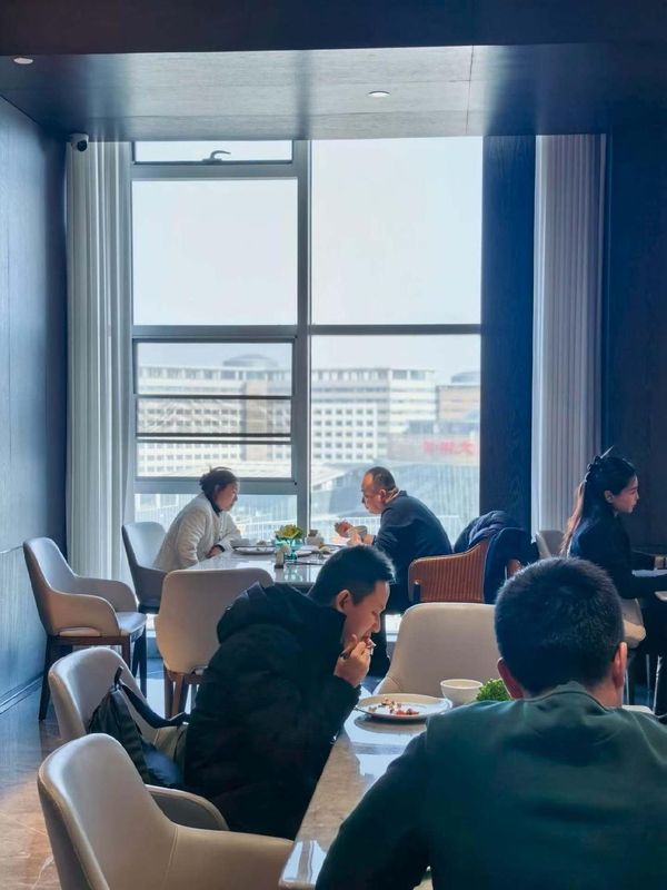 美豪丽致酒店(郑大一附院东院区龙湖金融岛旗舰店)