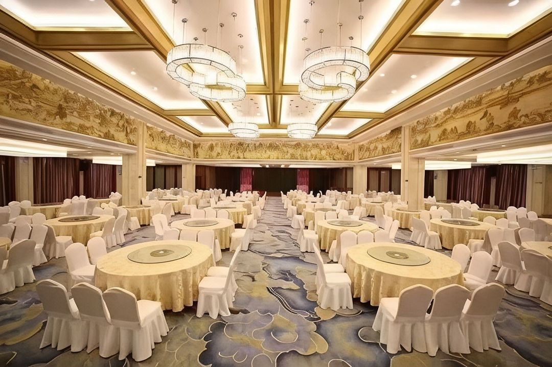 合肥梅里美假日酒店(合肥站白水坝地铁站店)