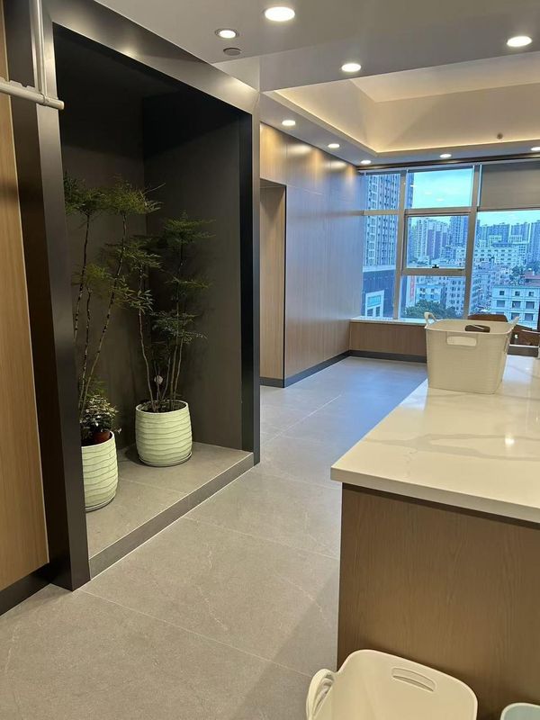 深圳圣德堡酒店(龙岗塘坑地铁站店)