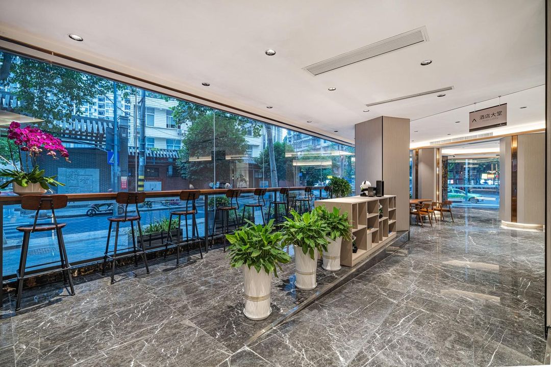 明宇丽呈酒店(成都抚琴夜市西南交大地铁站店)