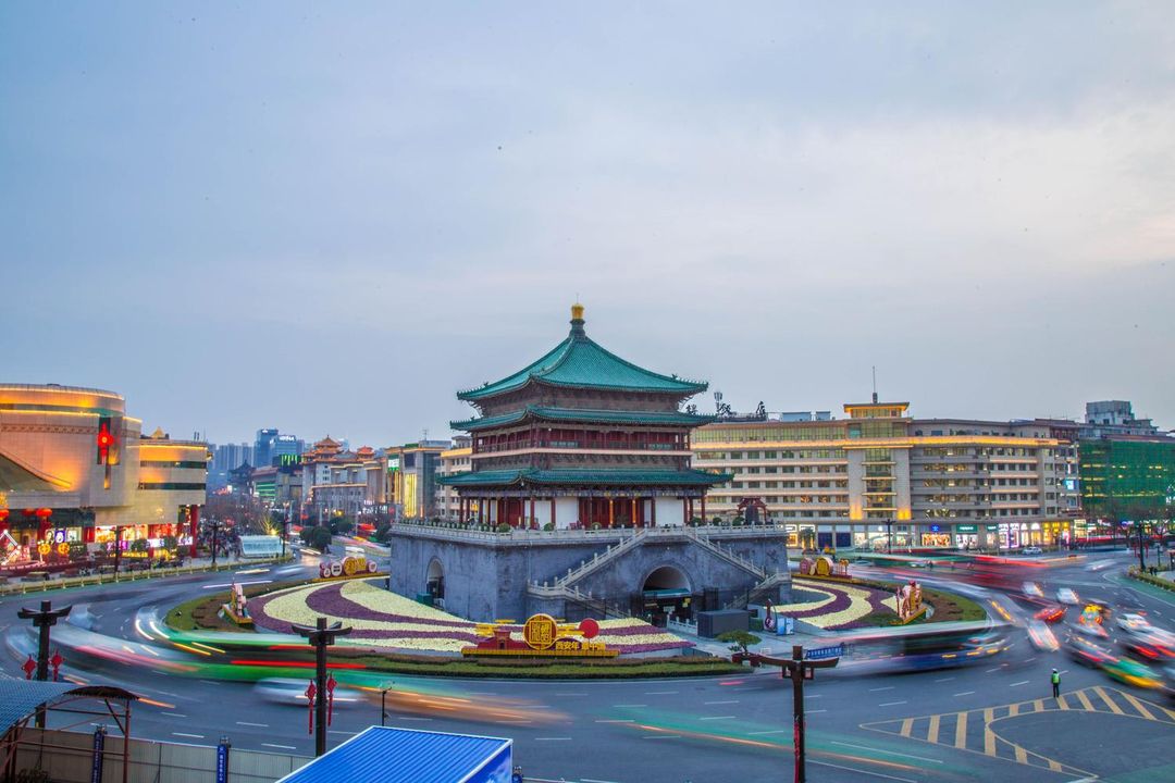 泊达国际酒店(西安高新区丰庆公园地铁站店)