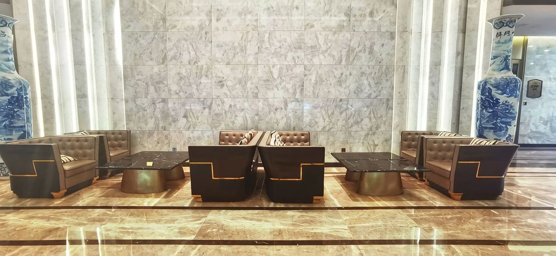 南京紫晶国际酒店(竹山路地铁站店)