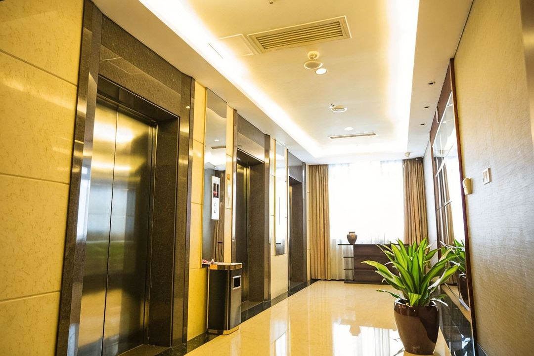福州西方财富酒店(华林路斗门地铁站店)