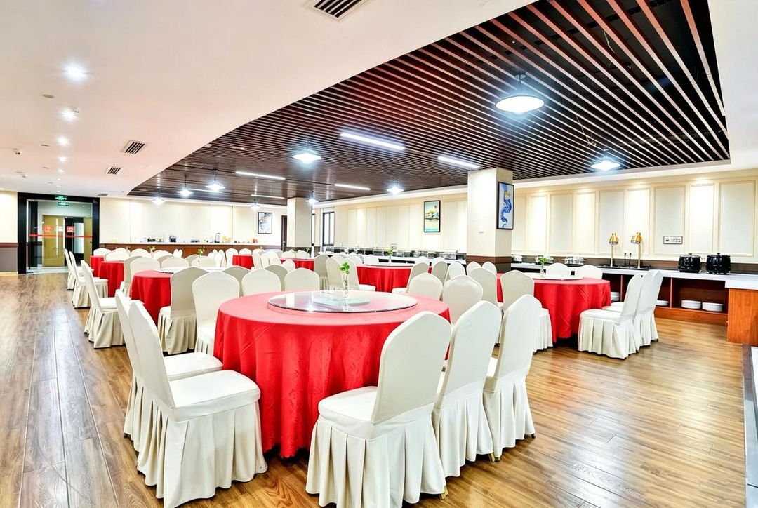 溪杏苑国际大酒店(杭州西溪湿地留下地铁站店)