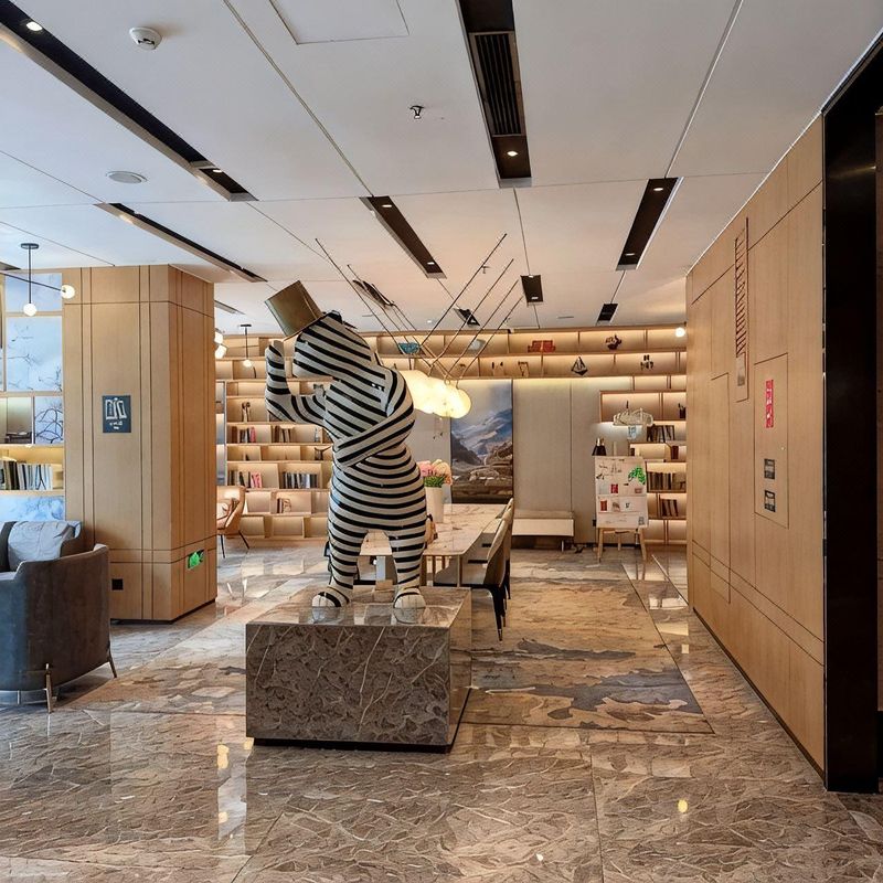 沈阳火车站太原街地铁站亚朵酒店