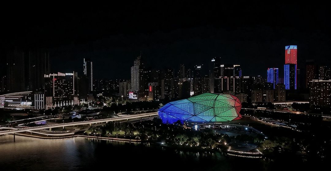 沈阳青年大街金廊广场桔子水晶酒店