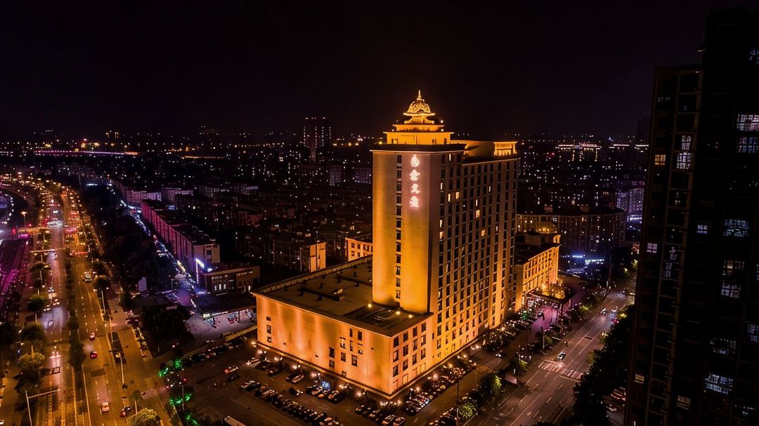 无锡白金汉爵大酒店