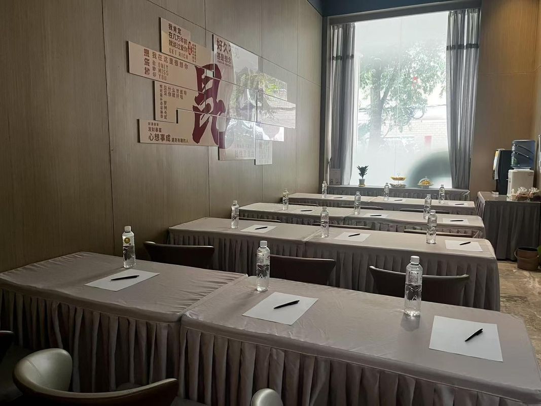 高原明珠大酒店(昆明火车站双桥店)