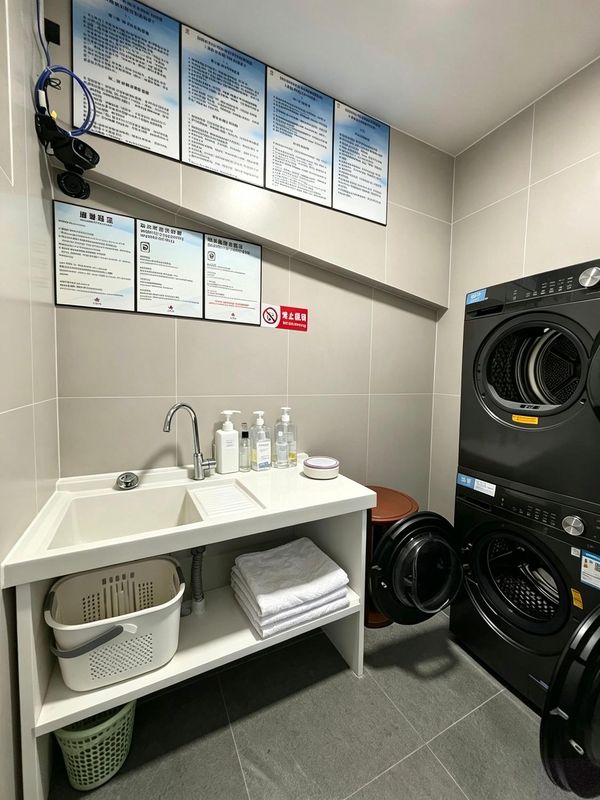 融康军培酒店(成都太古里春熙路店)
