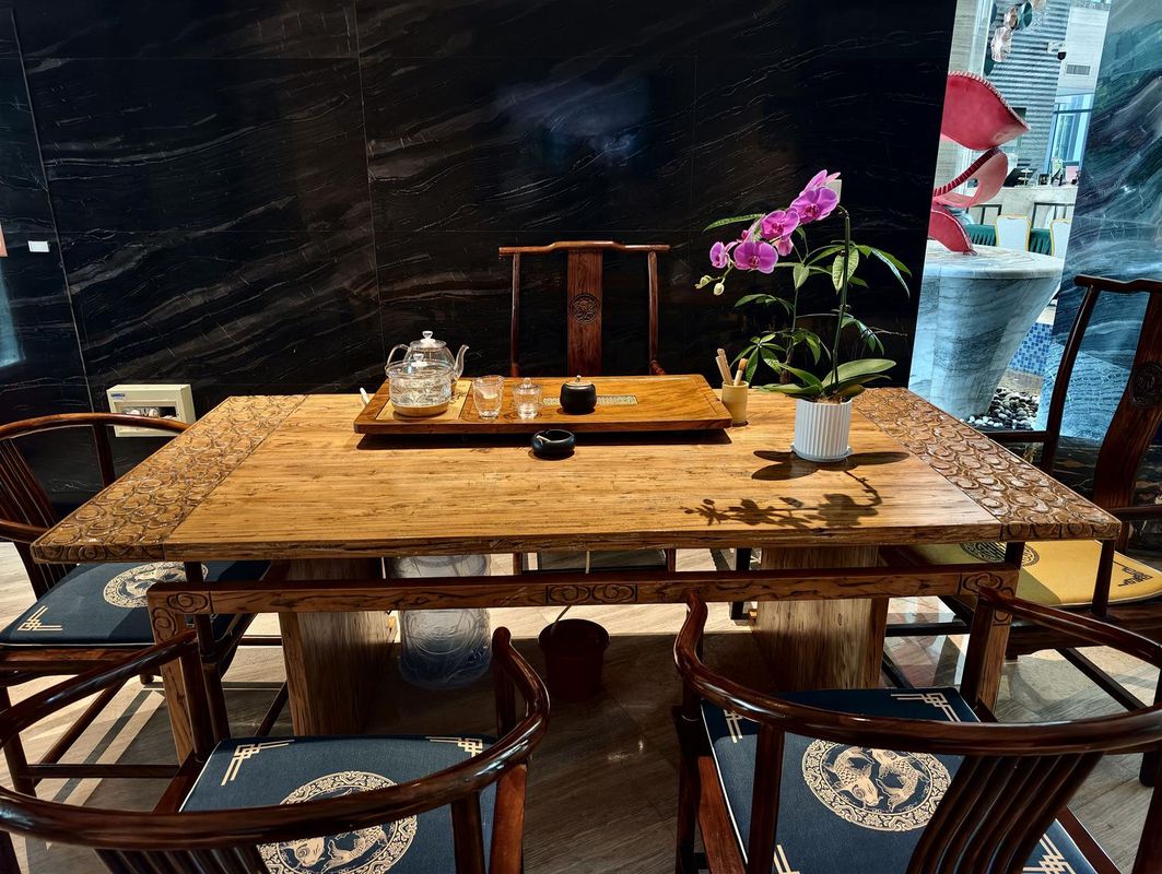 雅瑟国际酒店(省科技馆象湖店)