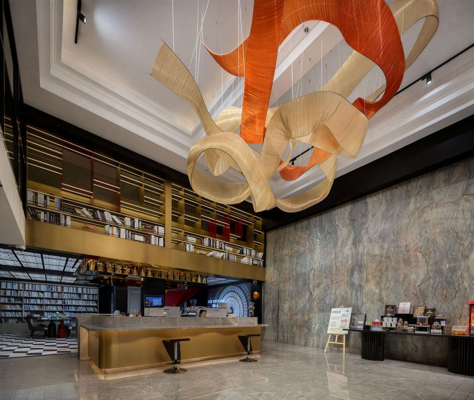 HUACHENG华呈&middot;V时光漫步酒店(观山湖公园林城西路地铁站店)