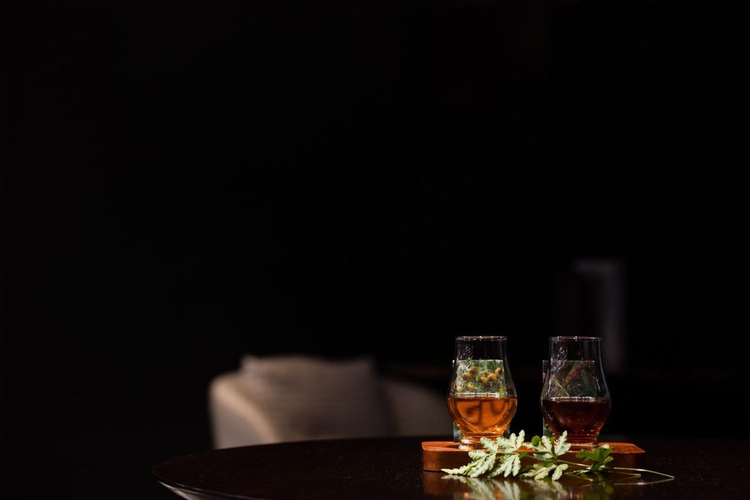 HUACHENG华呈&middot;V时光漫步酒店(观山湖公园林城西路地铁站店)