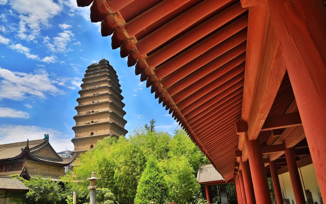 中江之旅&middot;高新商务酒店(西安高新大都荟丰庆公园地铁站店)