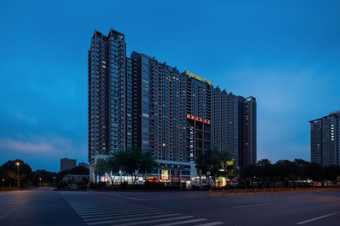 阳阳国际酒店(小寨地铁站赛格国际购物中心店)