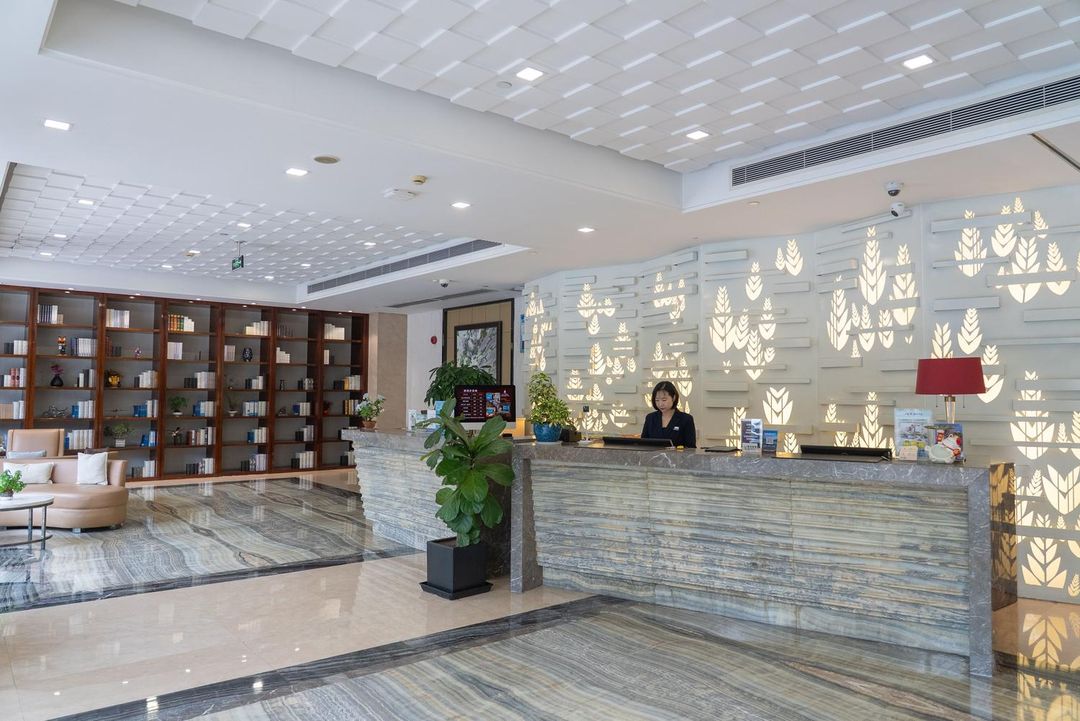 慈溪恒元广场酒店(慈溪环创爱琴海购物中心店)