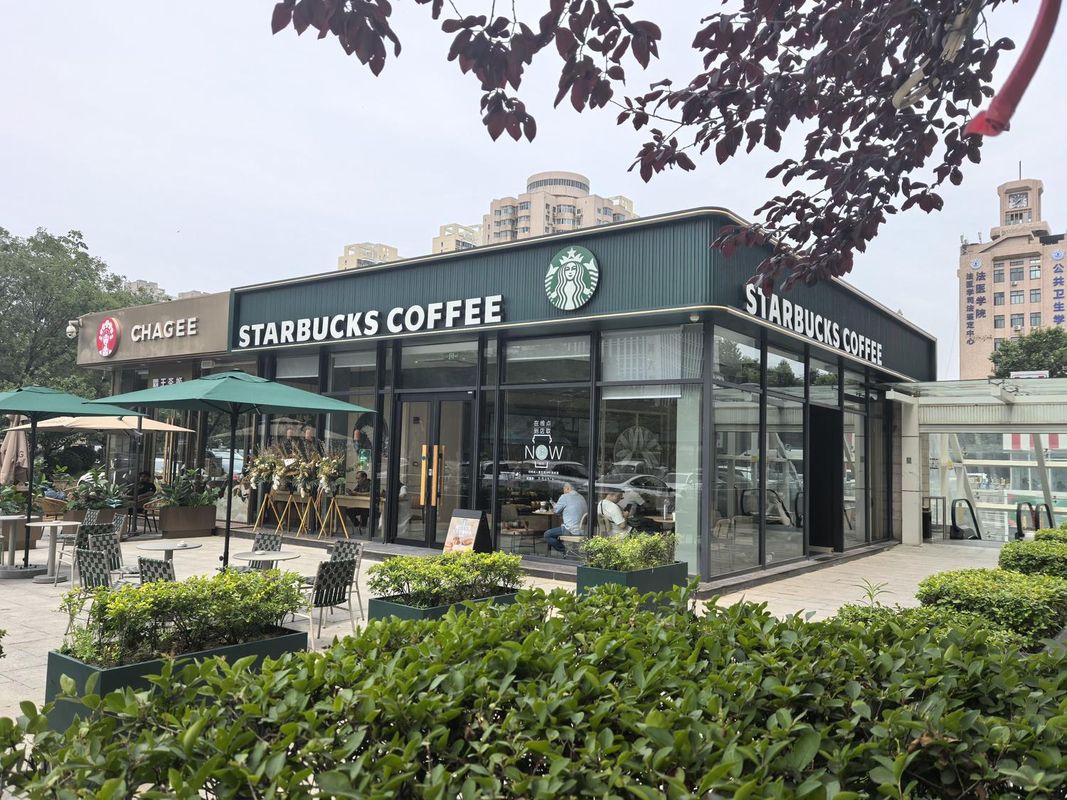 阳阳国际酒店(小寨地铁站赛格国际购物中心店)