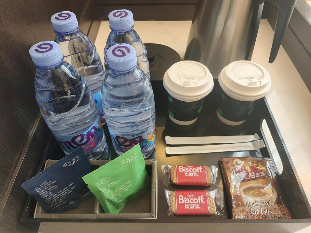 康泊酒店(深圳龙城广场地铁站店)