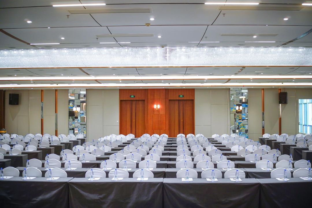 河南盛世民航国际酒店(金水路燕庄地铁站店)