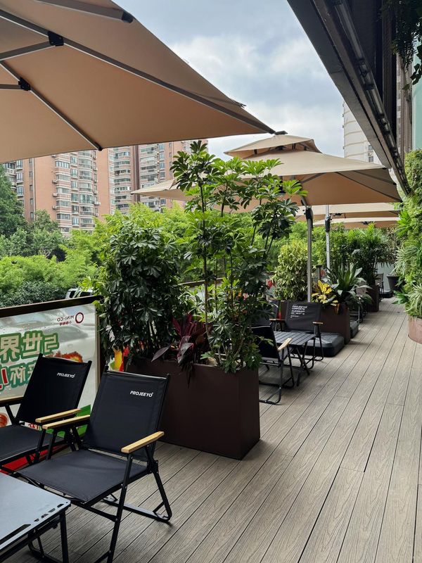 上海徐家汇八万人体育场趣栗酒店