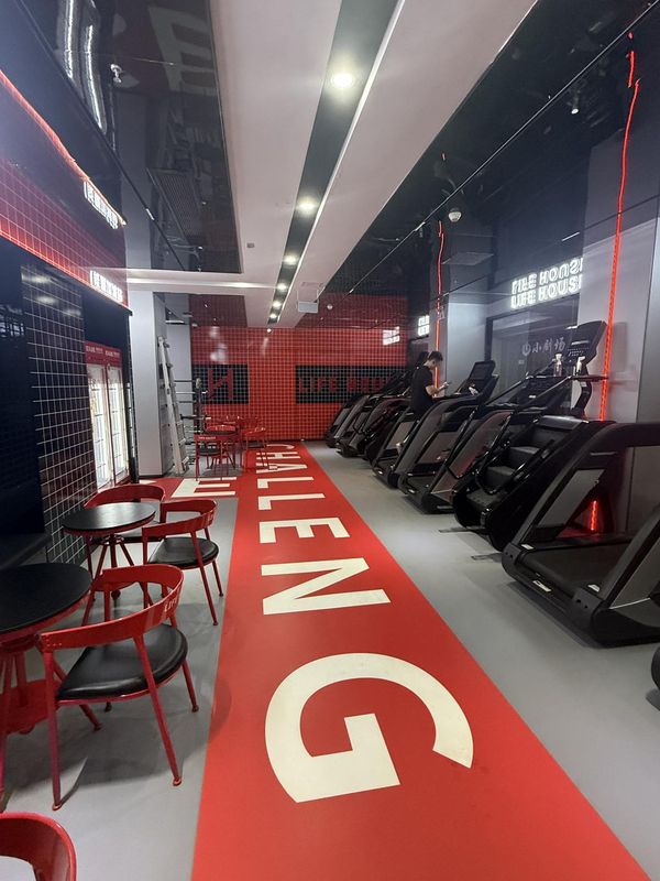 东莞凤岗名冠金凯悦酒店(凤岗中心沃尔玛店)