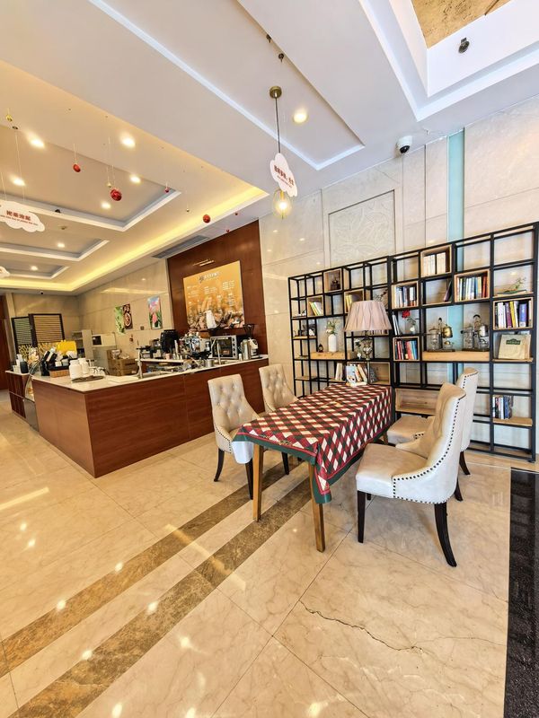 天使宾馆(华西医院武侯祠店)