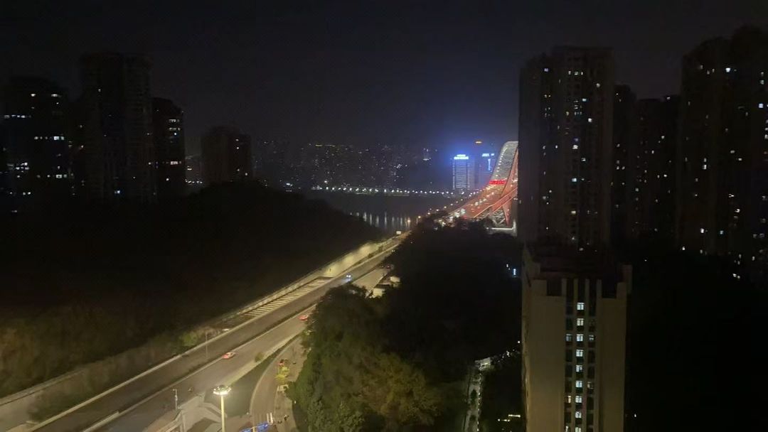 重庆江北嘴希尔顿欢朋酒店
