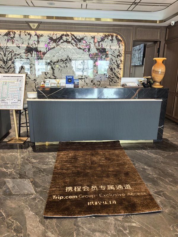 西安万信国际酒店(回民街钟楼地铁站店)
