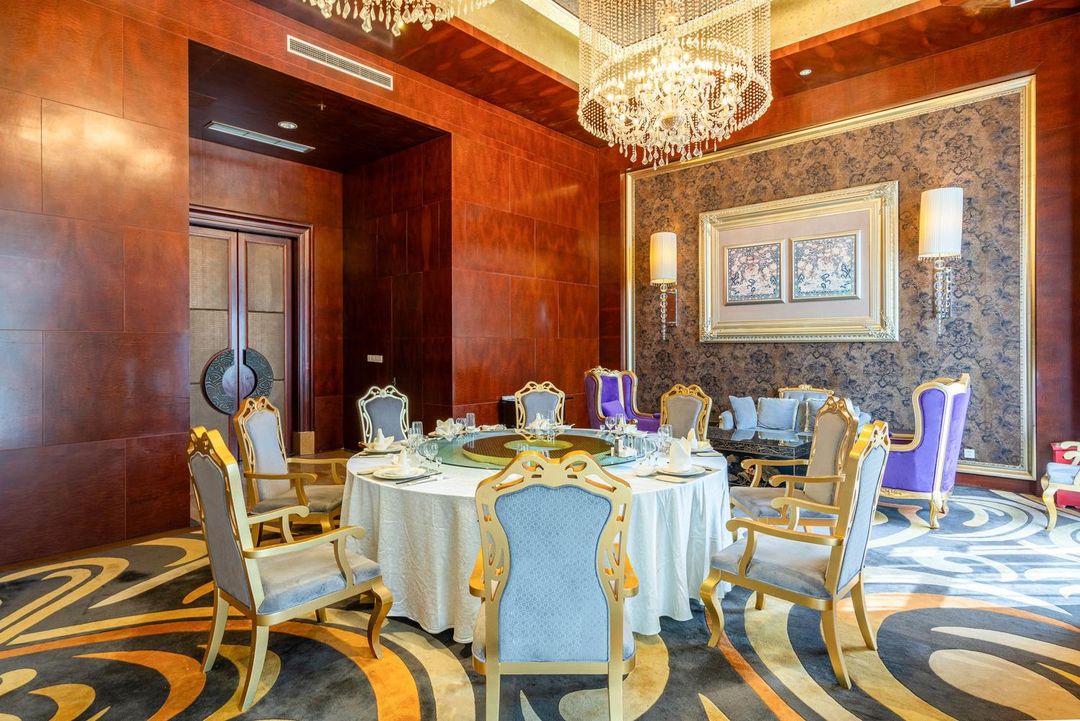 云阳两江假日丽呈华廷酒店