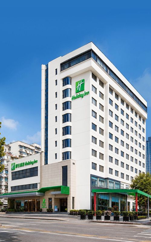 上海虹桥君丽假日酒店(娄山关路地铁站店)