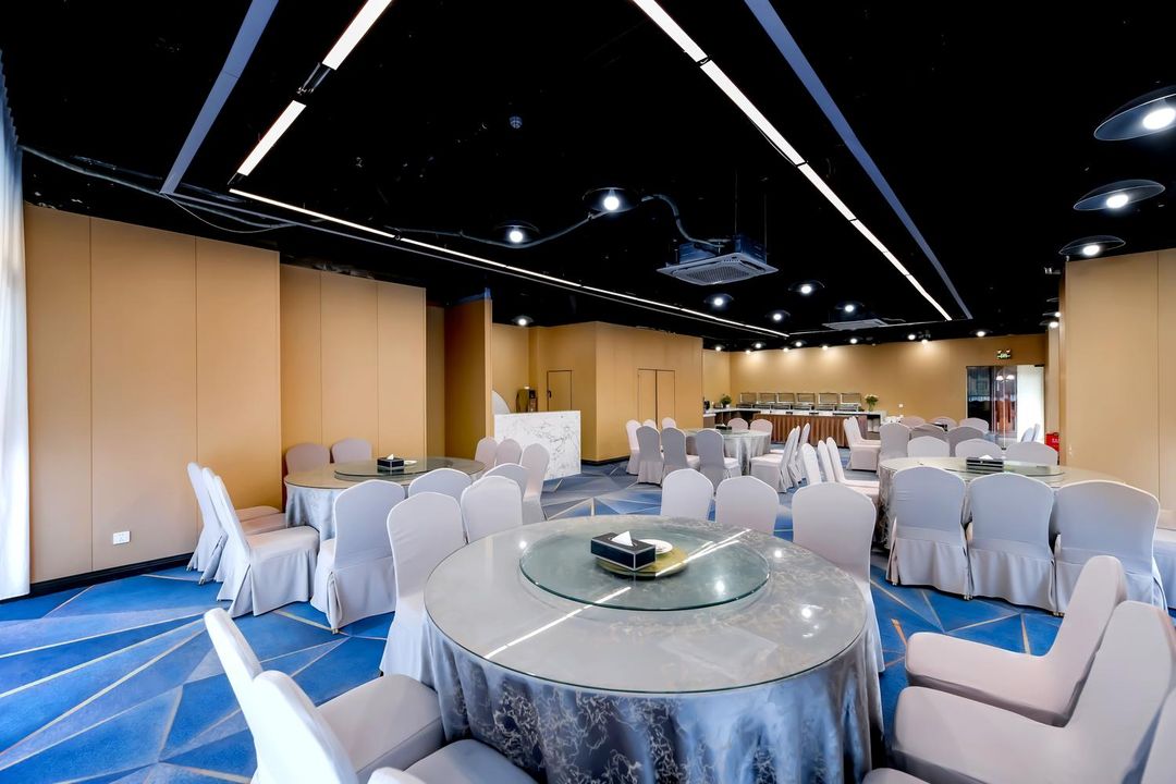开通国际酒店(成都金牛万达梁家巷地铁站A口店)