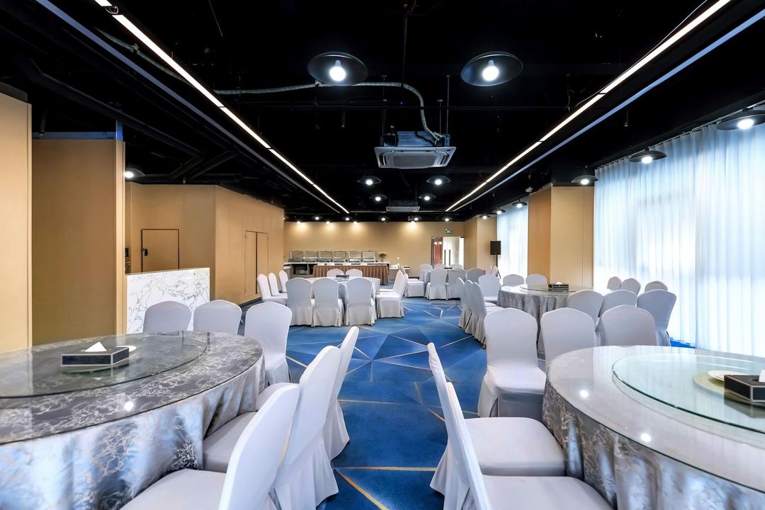 开通国际酒店(成都金牛万达梁家巷地铁站A口店)