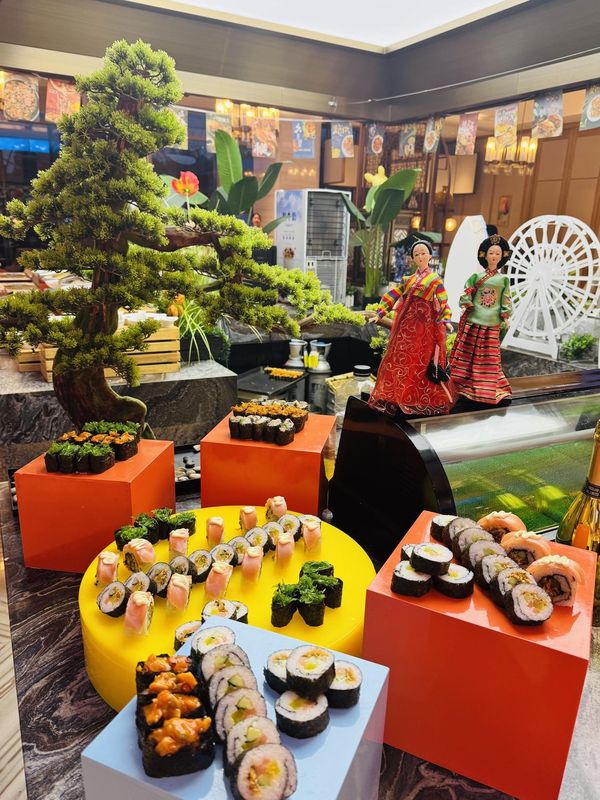 杭州艺尚雷迪森广场酒店(临平南高铁站店)