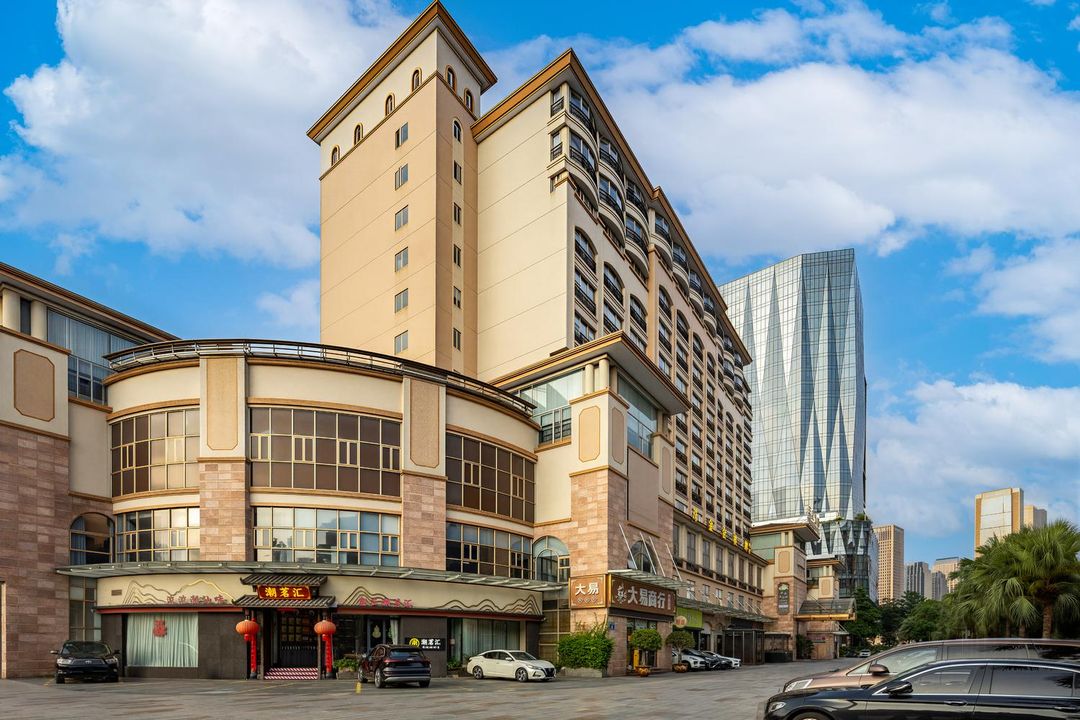 丰正酒店(广州金融城科韵路地铁站店)