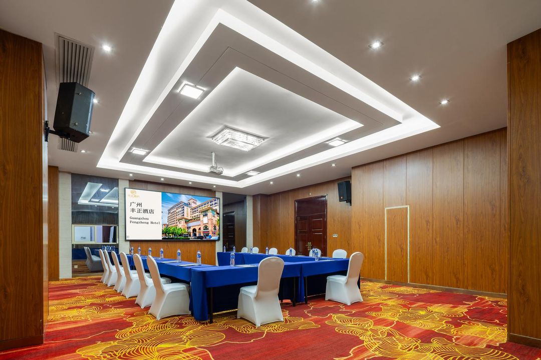 丰正酒店(广州金融城科韵路地铁站店)